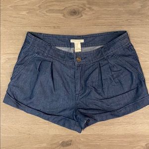 Forever 21 Jean shorts size 24